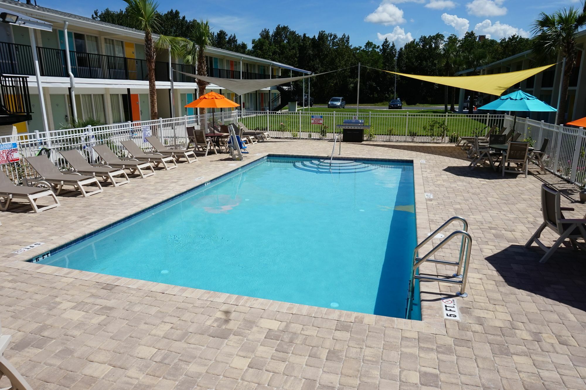 The Smart Stay Inn Сент-Огастин Экстерьер фото